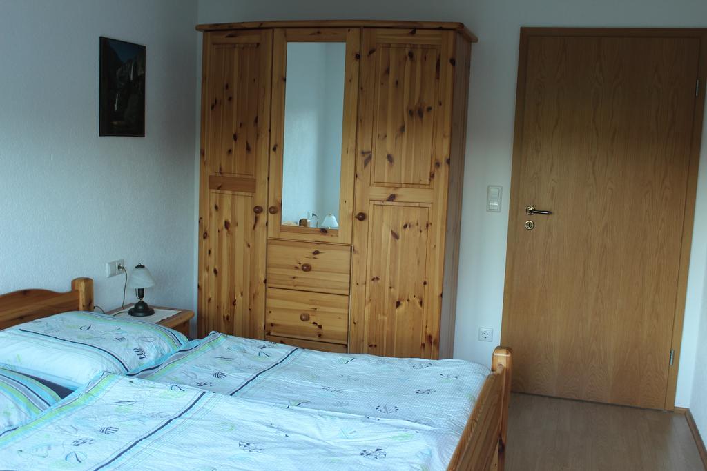 Bodenseegaestehaus Uhldingen-Mühlhofen Стая снимка
